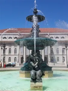 DOM0002